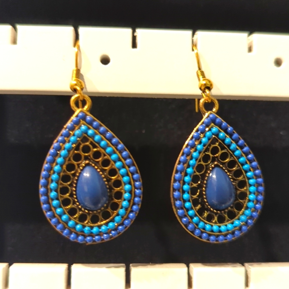 Indian ethnic teardrop earring